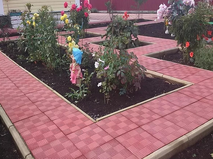 укладка тротуарной плитки под ключ
